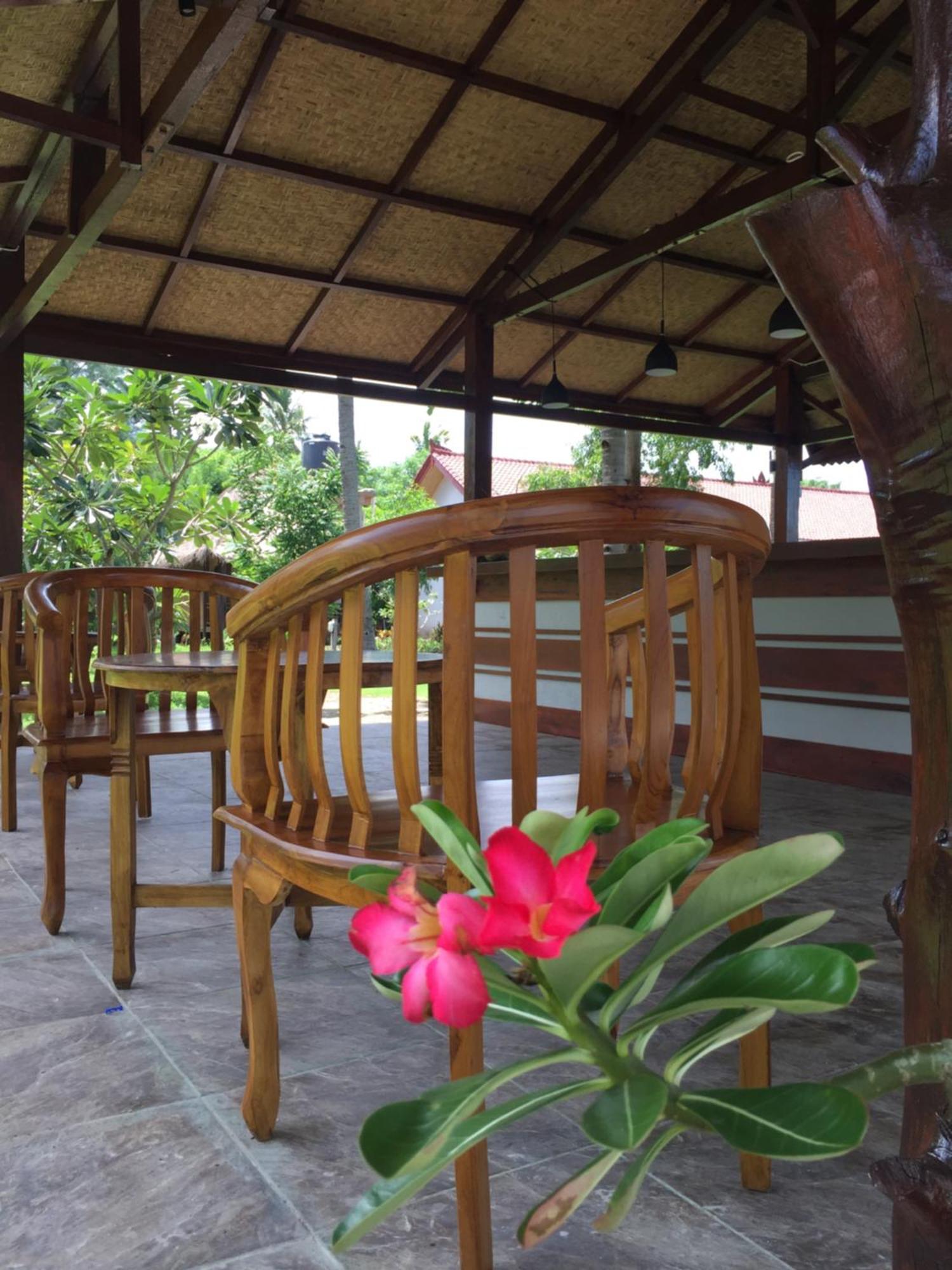Amigos Bungalows Гили Мено Екстериор снимка
